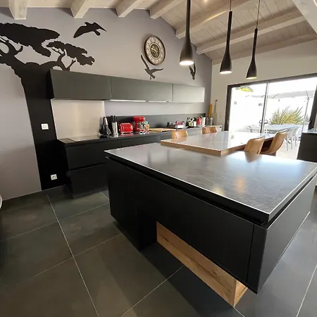 Villa La Des Chenes Verts *